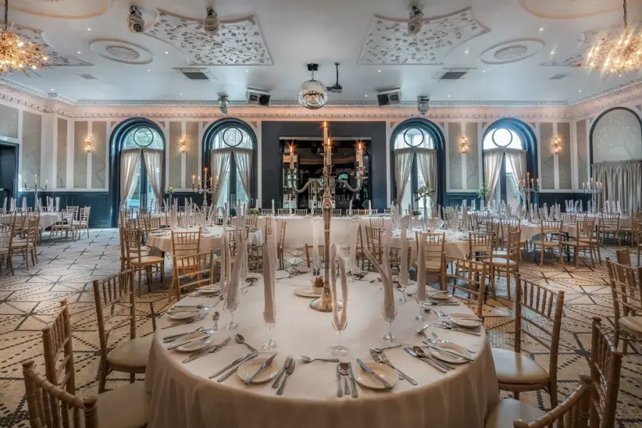 Restaurant Wedding Venues